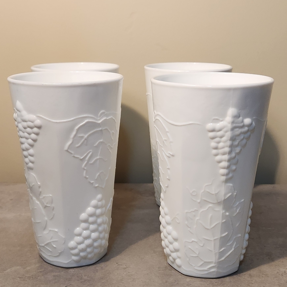 🔅Milkglass Tumblers 6" Tall Indiana Glass Colony Harvest With Grapes & Leaf